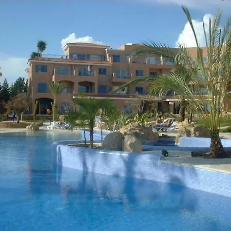 Appartement H&o Limnaria Elegance Pool View Paphos