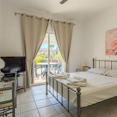 H&o Limnaria Elegance Pool View Appartement *