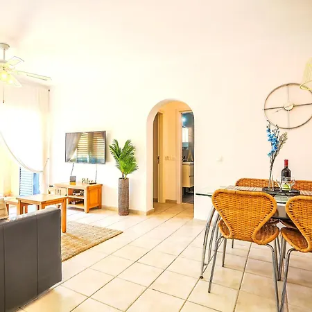 Appartement H&o Limnaria Elegance Pool View Paphos